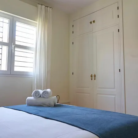 Semesterbostad Relax, Family, Telecommuting & Private Pool