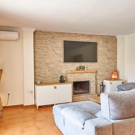 Relax, Family, Telecommuting & Private Pool * Velez Malaga