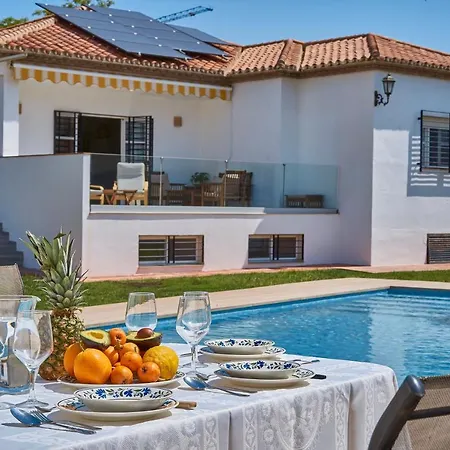 Relax, Family, Telecommuting & Private Pool Tatil Evi